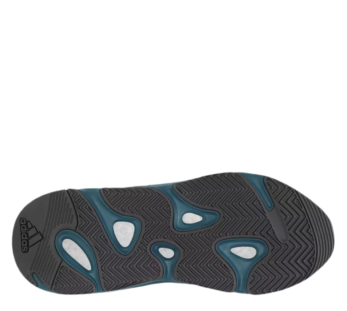 700 boost fade Azure